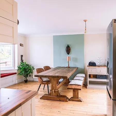Beautiful House In * Harrogate